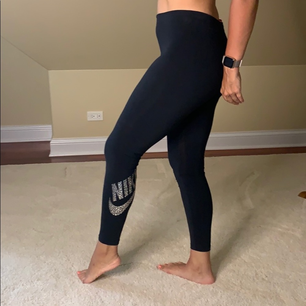 Women’s Nike leggings